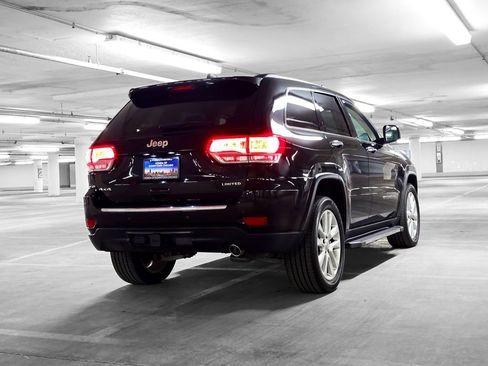 Used 2017 Jeep Grand Cherokee Limited w/ Trailer Tow Group IV image 7