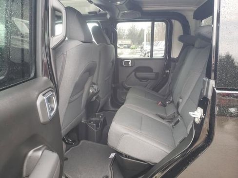 New 2026 Jeep Gladiator Sport image 7