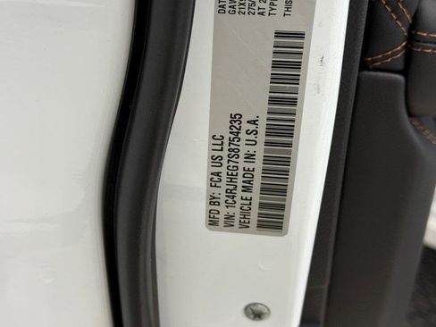 New 2025 Jeep Grand Cherokee Summit image 53