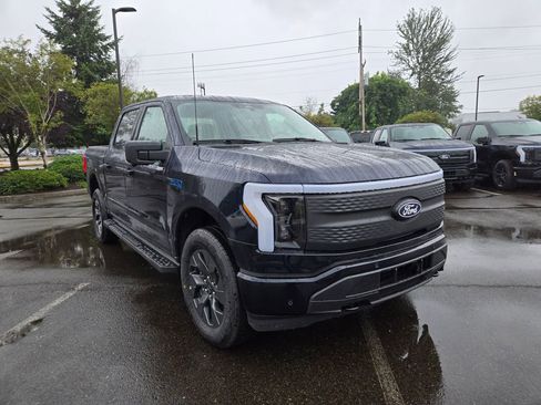 New 2025 Ford F150 Lightning Flash image 3
