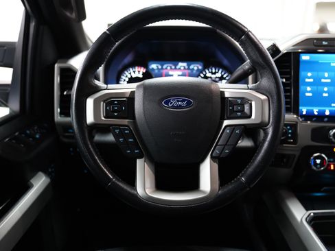 Used 2022 Ford F250 Lariat w/ Black Appearance Package image 15