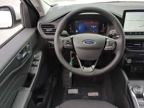 Used 2024 Ford Escape SE image 14