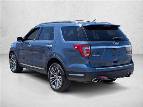Used 2018 Ford Explorer Platinum AWD/4WD image 7