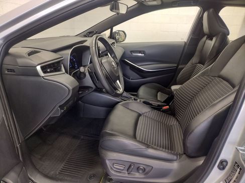 Used 2022 Toyota Corolla XSE FWD image 22