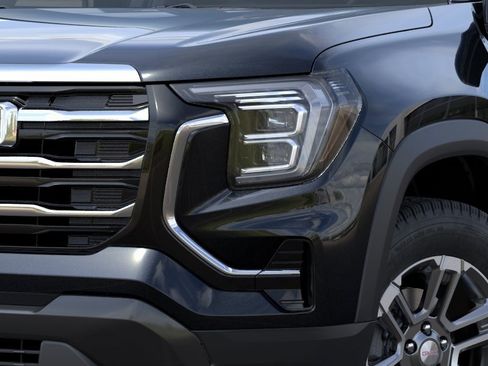 New 2026 GMC Terrain Elevation w/ LPO, Floor Liner Package FWD image 10