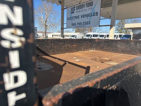 Used 2016 Ford F550 4x4 Crew Cab Super Duty image 9