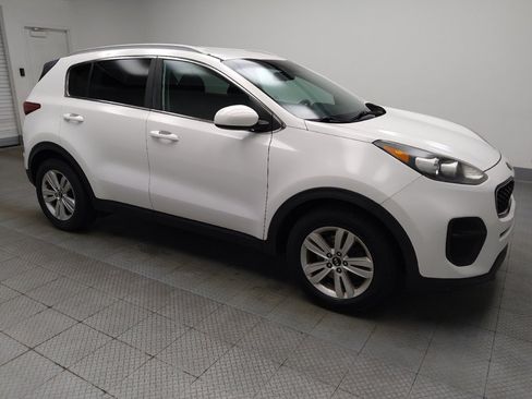 Used 2017 Kia Sportage LX w/ LX Popular Package FWD image 11