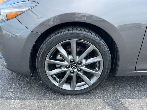 Used 2018 MAZDA MAZDA3 Grand Touring w/ Premium Equipment Package image 10
