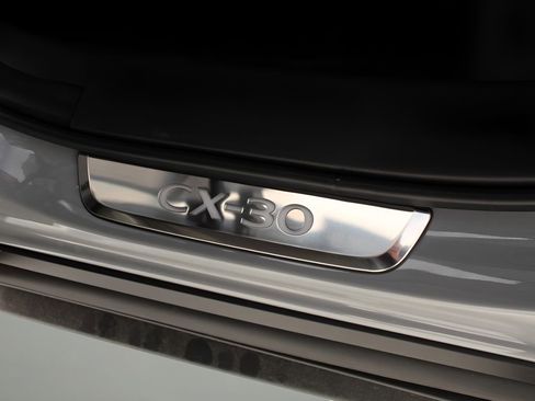 Certified 2025 MAZDA CX-30 AWD 2.5 S w/ Premium Package image 10