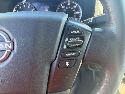 Used 2022 Nissan Frontier S w/ Technology Package image 6