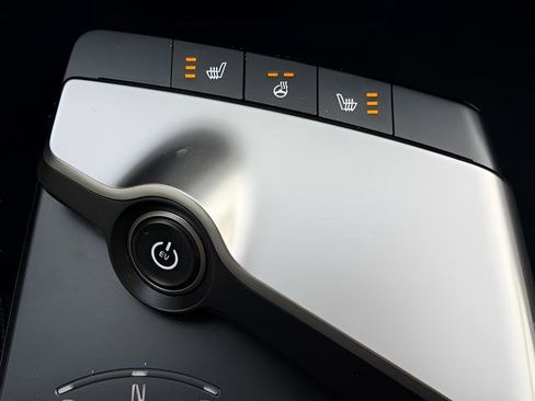 Used 2025 Kia EV6 Light w/ Light LR Technology Package image 15