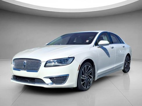 Used 2020 Lincoln MKZ Reserve w/ Luxury Package FWD image 1