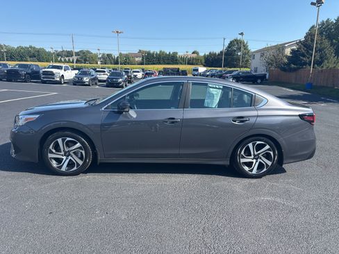 Used 2022 Subaru Legacy Limited image 3