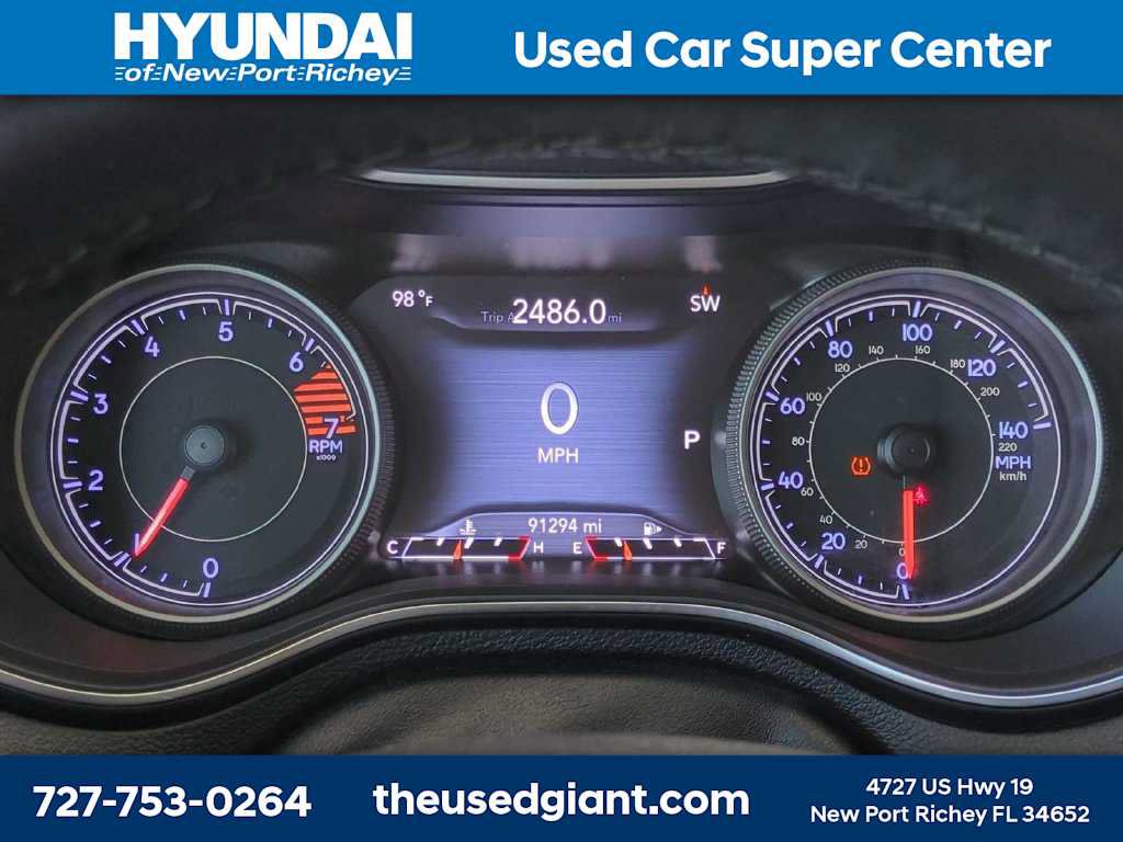 Used 2019 Jeep Cherokee Limited FWD image 29