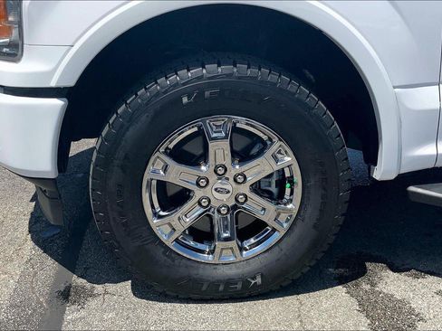 Used 2020 Ford F150 XLT w/ Equipment Group 302A Luxury AWD/4WD image 9