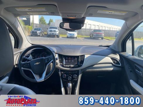 Used 2020 Chevrolet Trax Premier image 14