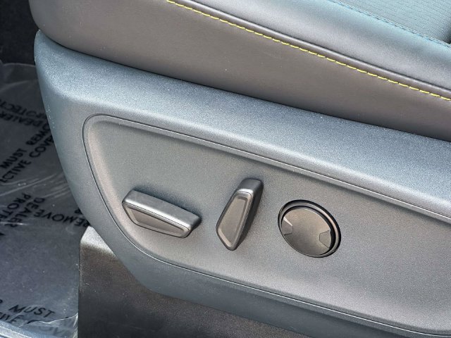 Used 2025 Ford Maverick Lobo AWD/4WD image 22