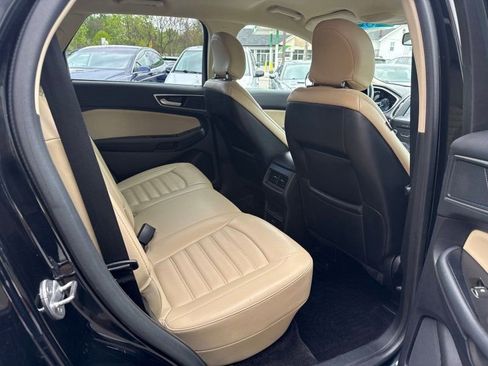 Used 2017 Ford Edge SEL w/ Equipment Group 201A AWD/4WD image 14