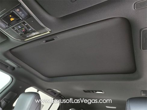 New 2026 Lexus LX 700h Luxury image 11