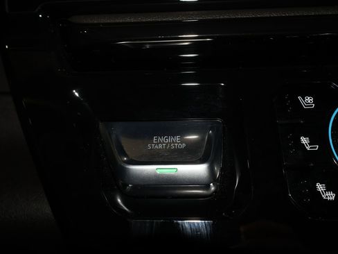 Certified 2024 GMC Sierra 1500 AT4 w/ AT4 Carbonpro Edition image 16