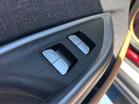 Used 2024 Lucid Air Touring AWD/4WD image 33
