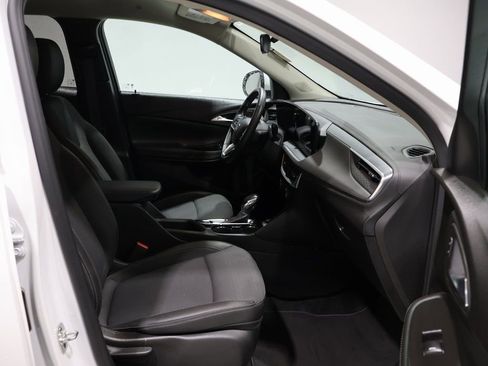 Used 2024 Buick Encore GX Preferred image 23