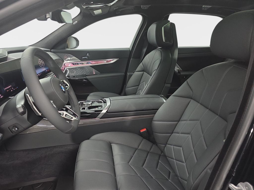 New 2026 BMW 760i xDrive w/ Executive Package AWD/4WD image 15