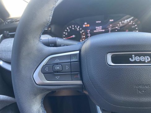 Certified 2022 Jeep Compass Latitude image 41