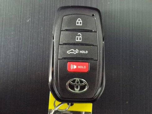 New 2026 Toyota Tundra Platinum image 28