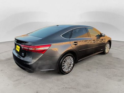 Used 2014 Toyota Avalon XLE Touring image 5