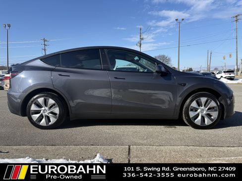 Used 2023 Tesla Model Y Long Range image 24