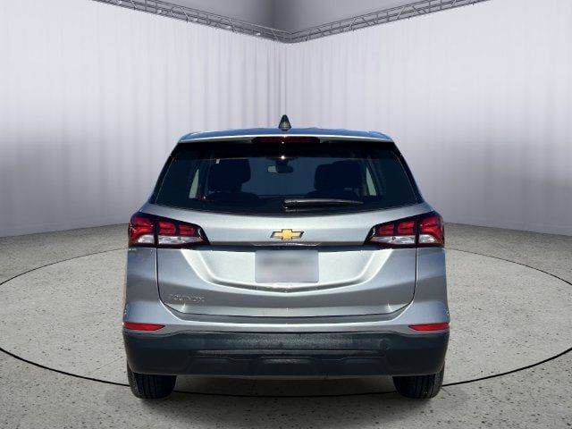 Used 2024 Chevrolet Equinox LS FWD image 8