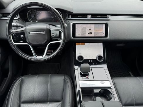 Used 2022 Land Rover Range Rover Velar R-Dynamic S image 25