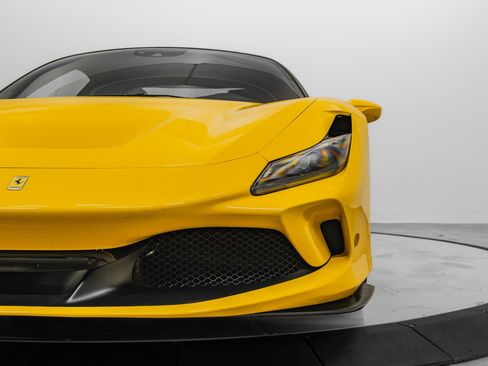 Certified 2021 Ferrari F8 Tributo Base image 48