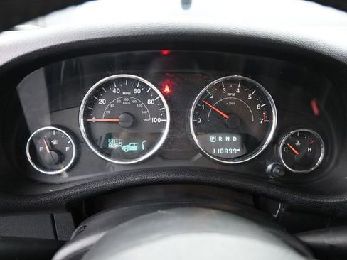 Used 2016 Jeep Wrangler Unlimited Sport w/ Connectivity Group image 32