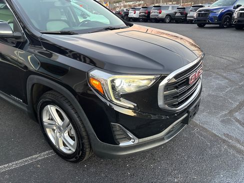 Used 2018 GMC Terrain SLE w/ Driver Convenience Package image 6