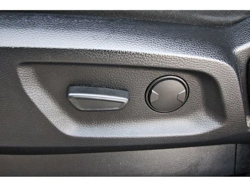 Used 2019 Ford Ranger XLT w/ Equipment Group 302A Luxury AWD/4WD image 32