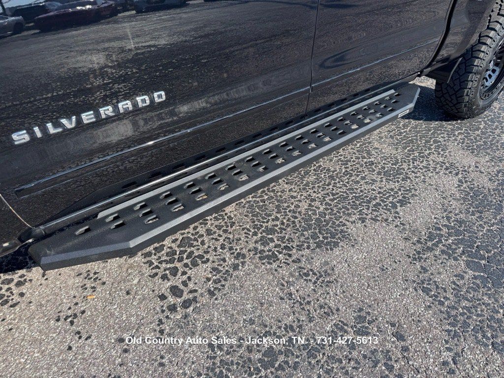 Used 2018 Chevrolet Silverado 1500 LT w/ All Star Edition AWD/4WD image 14