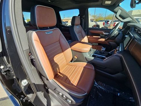 Used 2024 GMC Sierra 1500 Denali Ultimate AWD/4WD image 18