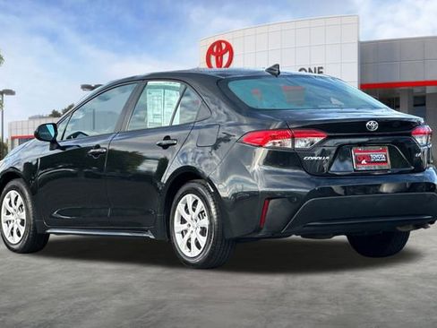 Certified 2022 Toyota Corolla LE image 7