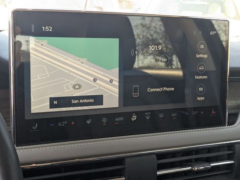 Used 2024 Lincoln Corsair Reserve w/ Equipment Group 201A image 15