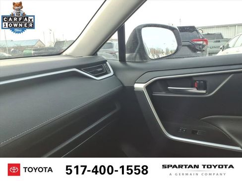 Used 2025 Toyota RAV4 XLE AWD/4WD image 24