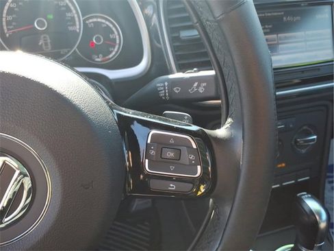 Used 2014 Volkswagen Beetle R-Line image 14