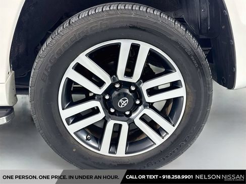 Used 2016 Toyota 4Runner Limited AWD/4WD image 32