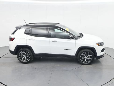 Used 2024 Jeep Compass Limited AWD/4WD image 24