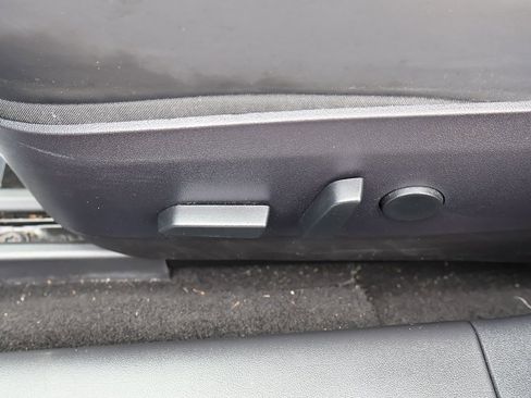 Used 2018 Tesla Model 3 Long Range image 34