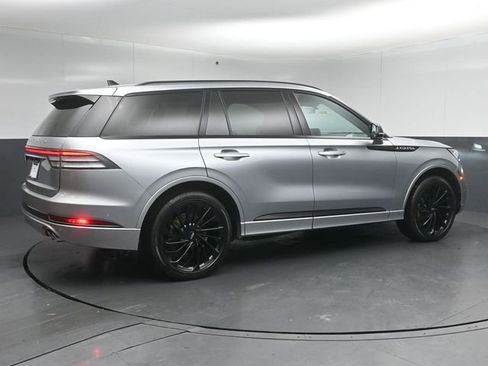 Certified 2024 Lincoln Aviator Reserve w/ Equipment Group 201A image 6