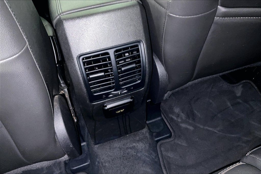 Used 2016 Ford Escape SE w/ SE Chrome Package FWD image 27