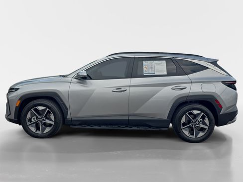 Used 2025 Hyundai Tucson SEL FWD image 6