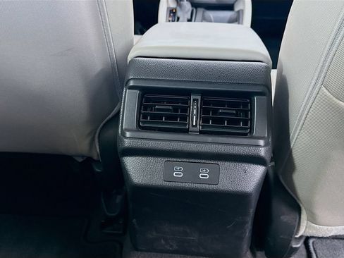Certified 2025 Honda Accord SE image 25